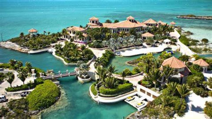 10 Luxurious Private Islands For Sale