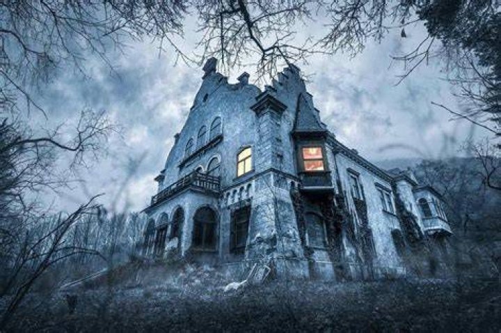 10 Most Expensive Haunted Houses You Should Visit