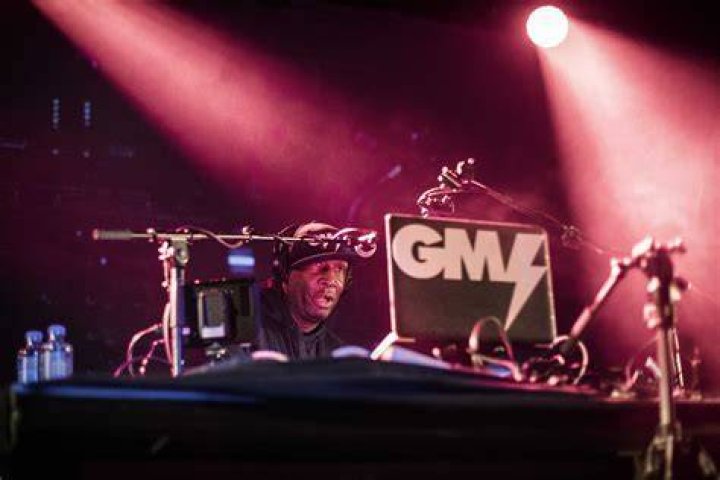 Grandmaster Flash Net Worth | TheRichest