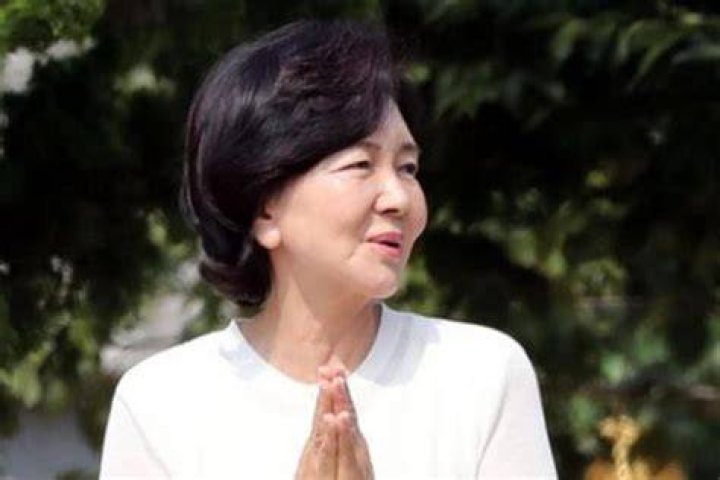 hong-ra-hee