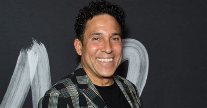 Oscar Nunez Net Worth 2024